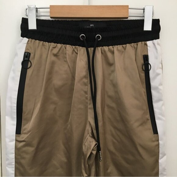 GET Fresh Company Toronto Colorblock Drawstring Ankle Zip Pants - Picture 3 of 8